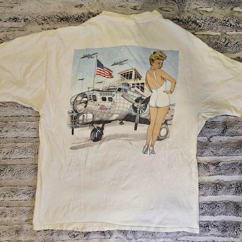 Hanes Men's White and Cream T-shirt